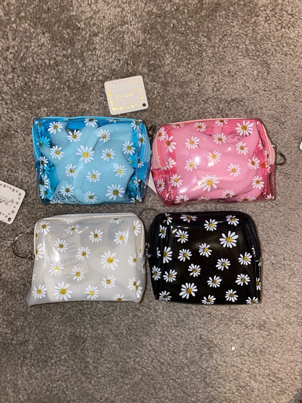 Keychains 🎀🍭🍩🌸 - Picture 13 of 15